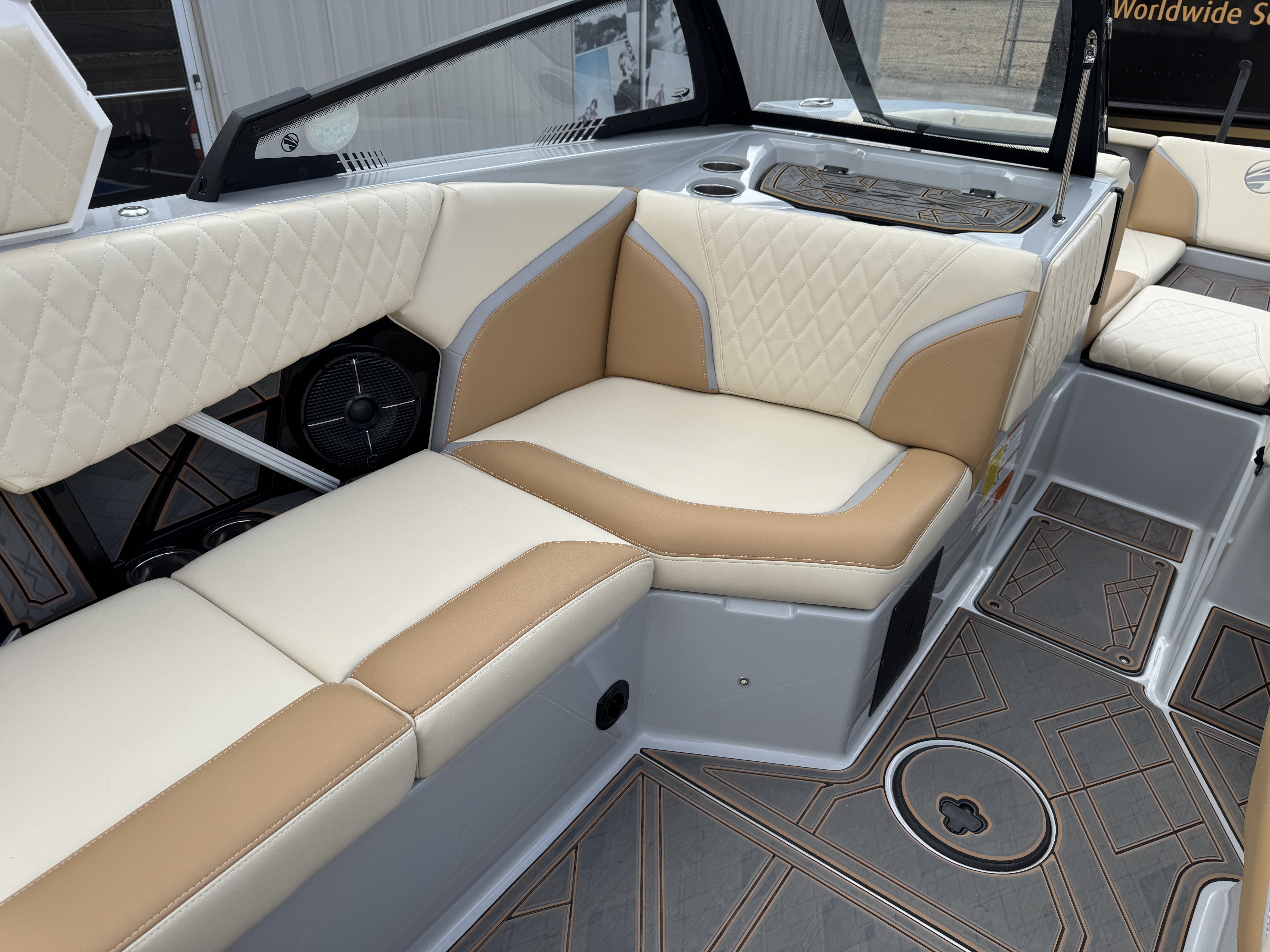 2022 Tige 24 RZX Icon